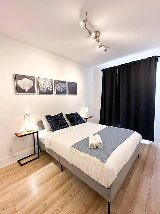טורונטו Elegant Suites - City Views, Lake View, Free Parking